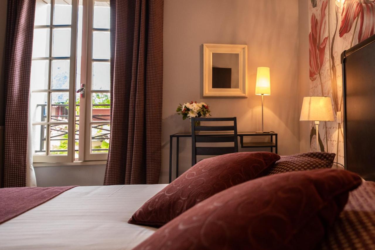 Logis Hotel La Croix Blanche Fontevraud Экстерьер фото